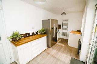 Sea View Beachfront House - 2