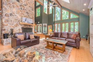 Shoreline Chateau - Swanton - 5