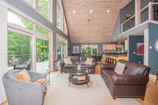 Play-A-Way Chalet - 3