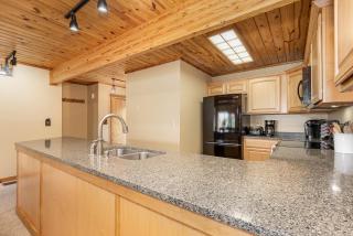Sunset Chalet - McHenry - 3