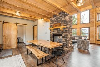 Sunshine Chalet - 1