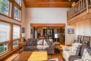 Mountain Top Lodge - McHenry - 5