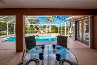Villa Coral Retreat- Roelens Vacations - Cape Coral - 5