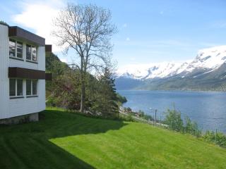 Hardanger Hostel B&B - Lofthus - 6