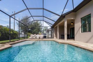 New Vacation Home with Private Heated pool! - Villa Cordia - Roelens Vacations - Cape Coral - 9