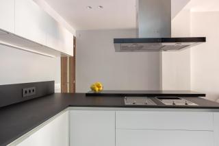 Sunny Beachside Haven 2 BD in the Marina District - Barcelona - 3