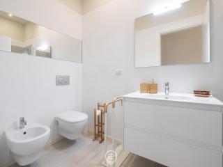 Sleek City Oasis - 1