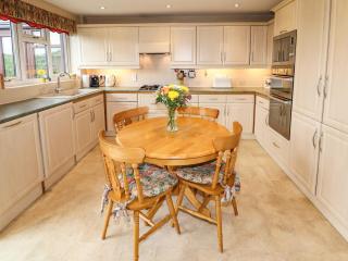Tregarthens - Church Stretton - 2