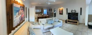Fiddlewood Beach House - 13 sleeper - Port Shepstone - 2