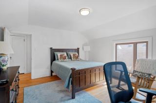 Bayside Escape - Excelsior - 1