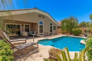 Serenity Haven with Private Pool in Gilbert - 4
