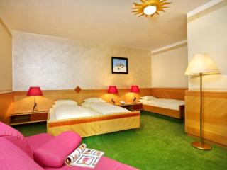 Hotel Schrofenstein - 4