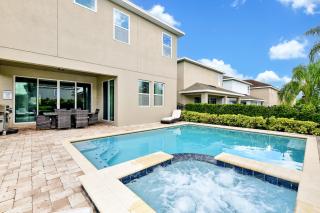 Lively Home Near Disney With Private Pool, Game And Themed Rooms With Waterpark & Resort Access At Encore Resorts Reunion - 670La - 4