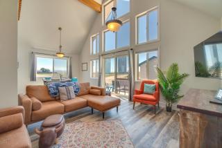 Bright Wyoming Retreat with Deck and Mountain Views! - 6