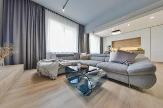 Chalupku - Luxurious apartment 70m2, Jacuzzi, direct centrum, parking included, Air-conditioned, balcony, quiet sleep, best in town - 8