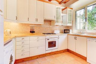 Villa Can Botana by Villa Plus - Cala de Sant Vicenc - 4