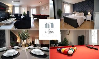 Spacious 3 Bedroom Duplex Apartment On Cardiff Bay - Free Parking & WIFI By EKLIVING LUXE Short Lets & Serviced Accommodation - Cardiff - 0