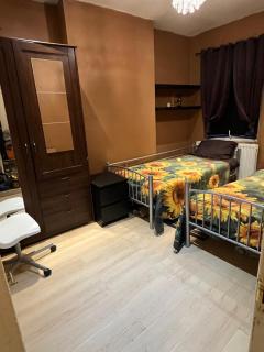 Centre of attraction - Forest Hill - 3