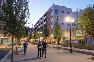 Lugaris Rambla Apartments - 9