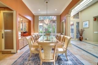 Chic California Escape with Pool, Hot Tub and Patio! - Salinas - 6