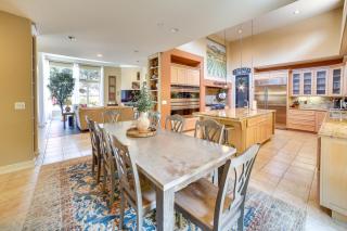 Chic California Escape with Pool, Hot Tub and Patio! - Salinas - 5