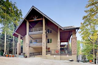 St Moritz Condos 202 - 9