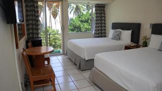 La Concha Beach Hotel & Club - 8