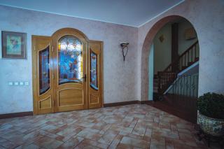 Luxuria Central Villa Bucharest - Bucharest - 7
