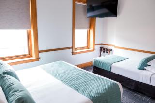 The Cambridge Hotel & Backpackers - 2