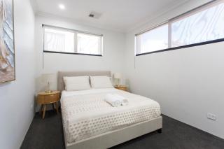 Westside Retreat - Perth - 1