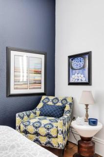 Chic Urban Couples Retreat: Perfect Getaway 'n RVA - Richmond - 3