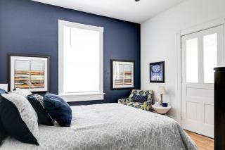 Chic Urban Couples Retreat: Perfect Getaway 'n RVA - Richmond - 4