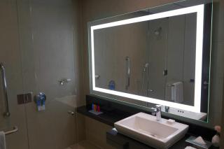 Hilton Garden Inn Santiago Airport - Santiago - 8