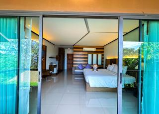 Secret Cliff Resort & Restaurant - SHA Plus - Karon Beach - 8
