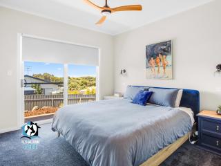 Brand New 3 Bed 2 Bath with Sea Views - Encounter Bay - 4