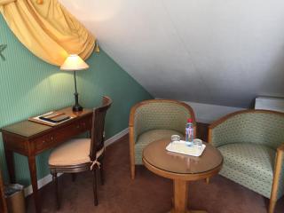 Le Manoir Au Lac - 6