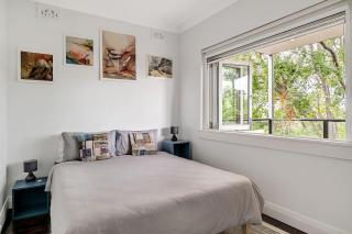 'Bronte Beauty' Modern Heritage Style with Balcony - Sydney - 6