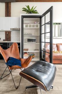 The Stylist's House - A Chic Inner City Landmark - 1