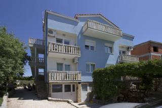 Apartments Crnjac - Rogoznica - 0