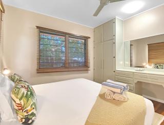 Picnic Bay Apartments Unit 4 - Picnic Bay - 2