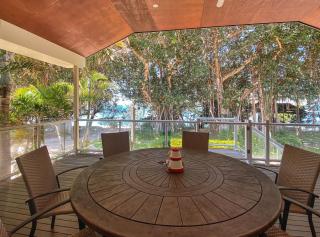 Picnic Bay Apartments Unit 4 - 7