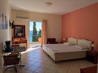 Miloni Studios - Lourdata - 8