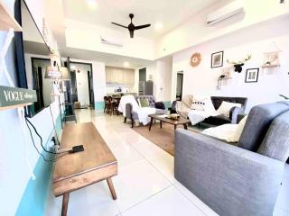 Tropicana 218 Macalister #Top Floor #WideAngleViews #InfinityPool #Georgetown #8pax #3BR 2bath #2Queen 4Single #Near island hospital #Quality well maintained #Private host - George Town - 1