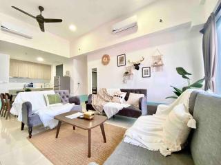 Tropicana 218 Macalister #Top Floor #WideAngleViews #InfinityPool #Georgetown #8pax #3BR 2bath #2Queen 4Single #Near island hospital #Quality well maintained #Private host - George Town - 5
