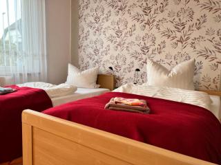 Ferienwohnung Landlust - ideal für Hundefreunde und Monteure, free WLAN & Parken, Smart-TV - - 9