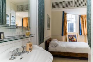 HydePark Queens Gate Apt - Londra - 7