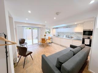 Two bedroom Flat with Private Patio in Battersea - Londra - 5