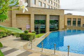 Courtyard by Marriott Gurugram Downtown - 1