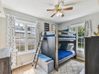 Bonita Beach House - Galveston - 2