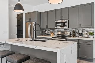 CR 1582 -- Luxurious Golf Haven - Pool & Spa - Stunning View - Hurricane - 4